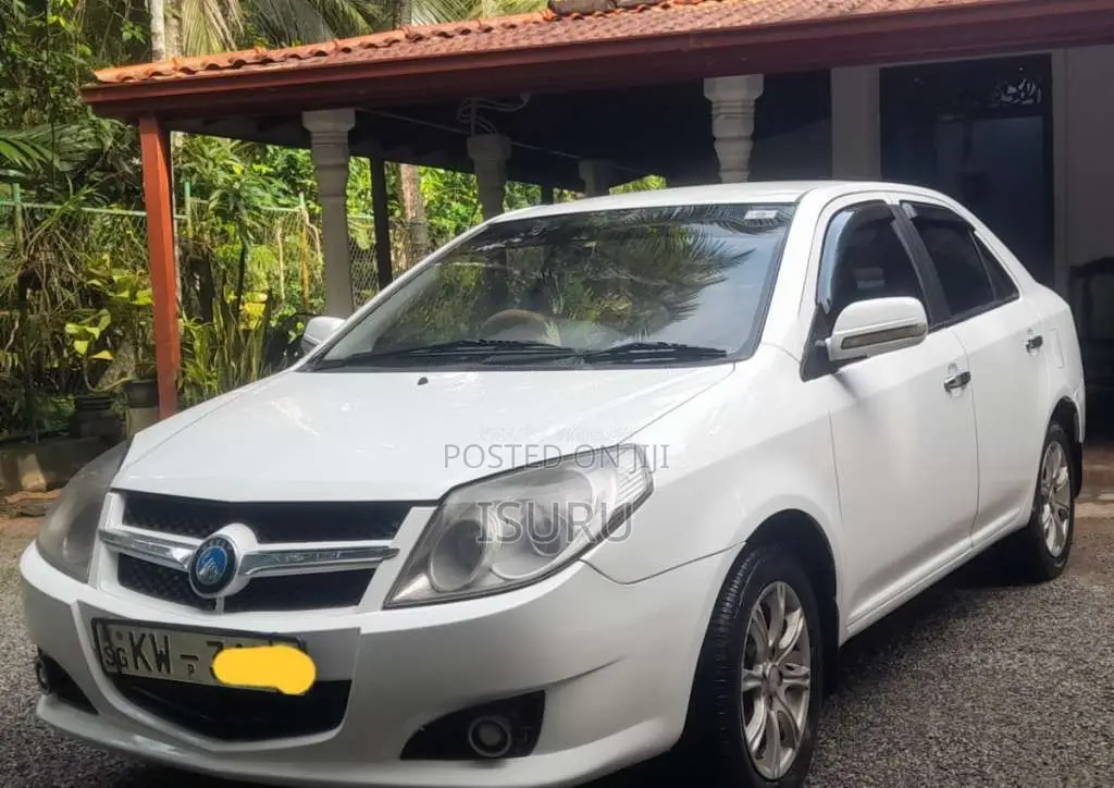 Micro MX7 2013 Car (Used)