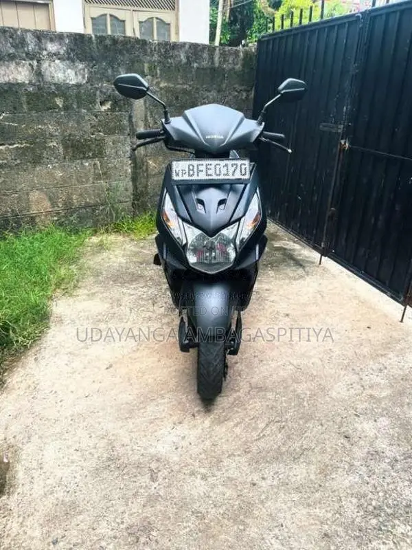 Honda Dio 2017 Motorbike (Used)