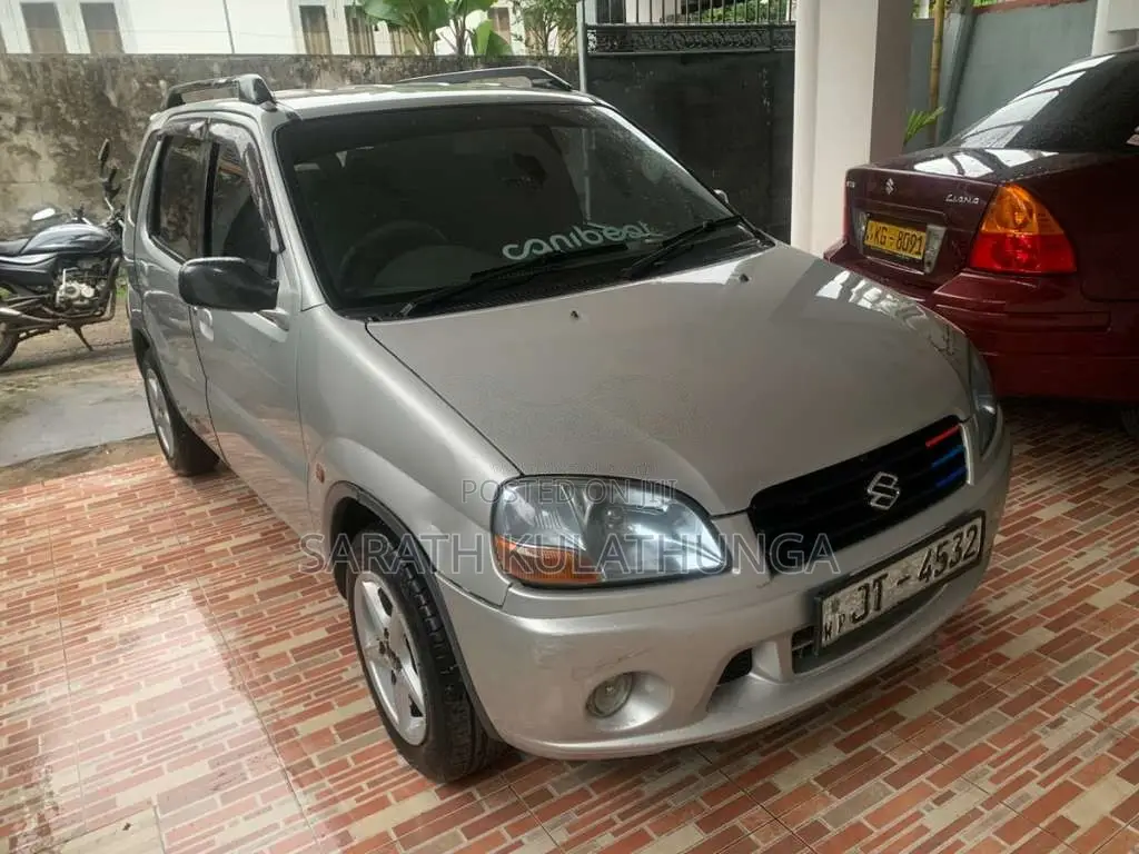 Suzuki Swift 2000 Car (Used)