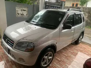 Suzuki Swift 2000 Car (Used)