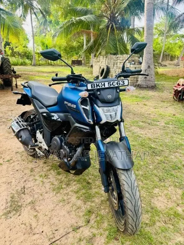 Yamaha Fz V4 2025 Motorbike (Used)