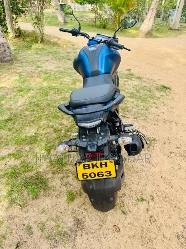 Yamaha Fz V4 2025 Motorbike (Used)