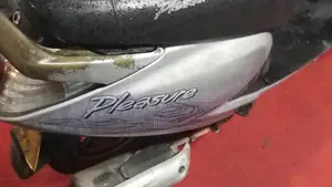 Hero Pleasure 2012 Motorbike (Used)