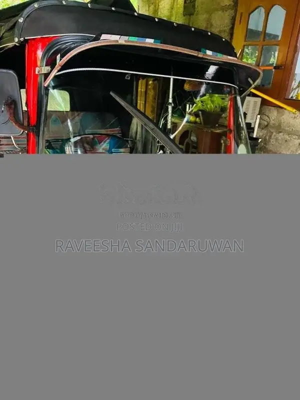 Bajaj RE 2014 Three Wheel (Used)