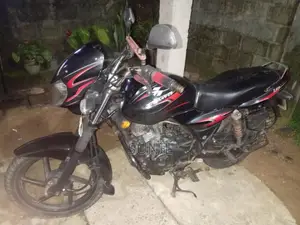Bajaj UG-6752 2004 Motorbike (Used)