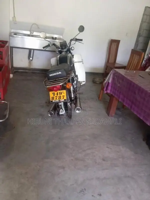 Honda Cd125 1995 Motorbike (Used)