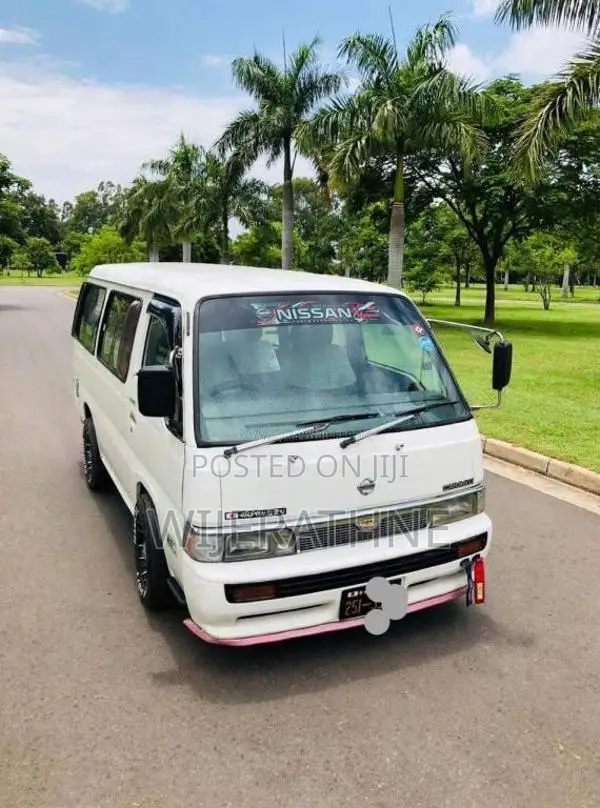 Nissan Caravan VRE 24 1994 Van (Used)