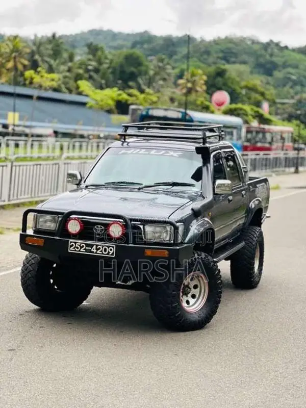 Toyota LN107 1991 SUV (Used)