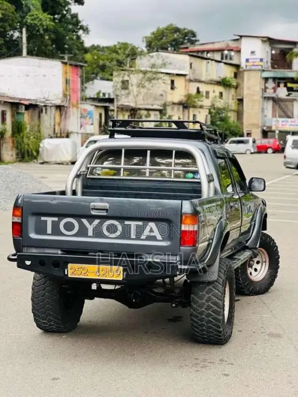 Toyota LN107 1991 SUV (Used)
