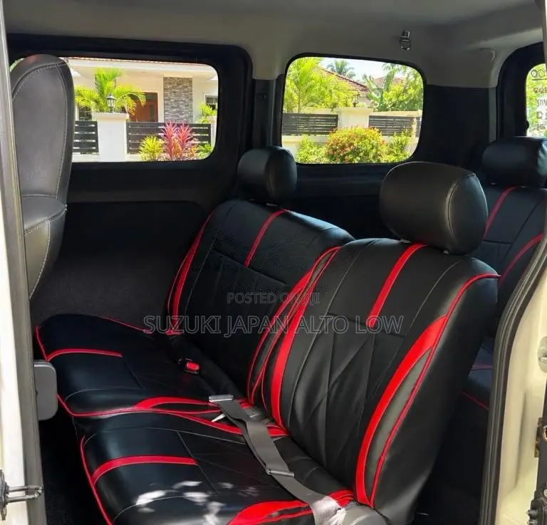 Nissan NV200 Premium GX 2017 Van (Used)