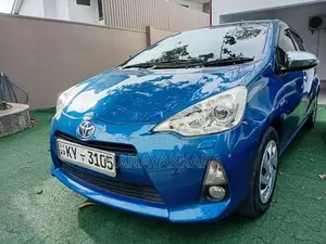 Toyota Aqua 2013 Car (Used)