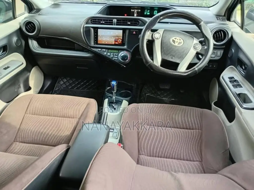 Toyota Aqua 2013 Car (Used)