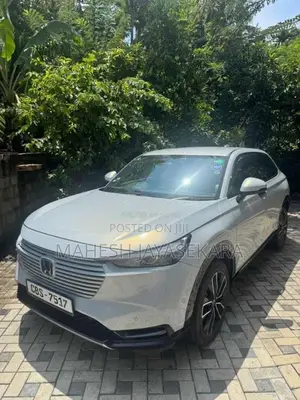 Honda Vezel Z Premium 2023 SUV (Used)