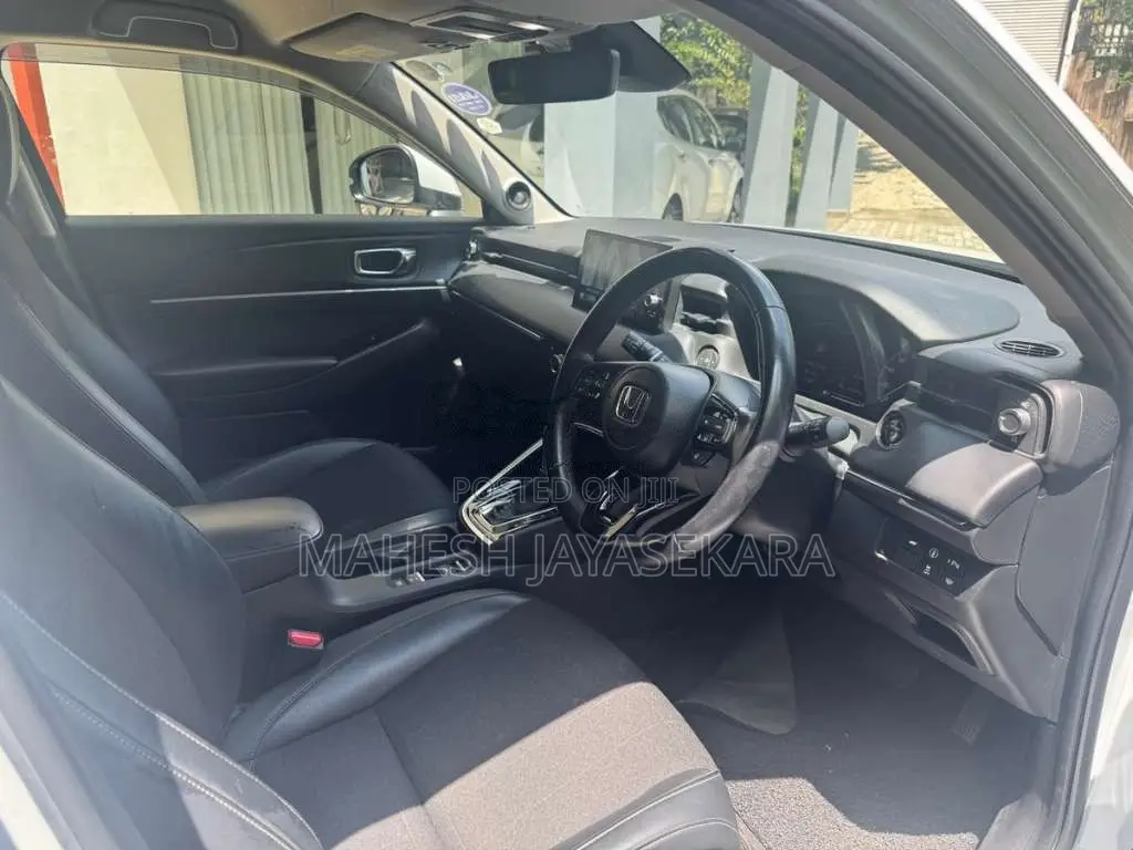 Honda Vezel Z Premium 2023 SUV (Used)