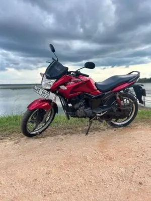 Hero-Honda Hunk 2011 Motorbike (Used)