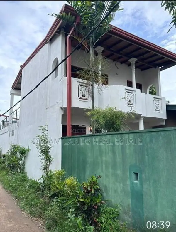 Boralesgamuwa Junction 2 Story House for Sale ( RHS - 826 )