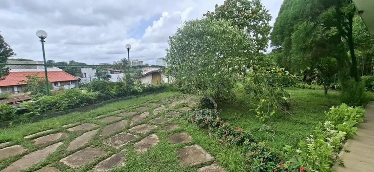 Land for sale Baththaramulla palawaththa