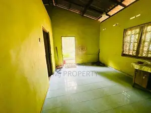 ( YS-1009) Valuable Residential Land With House Sale in Athurugiriya