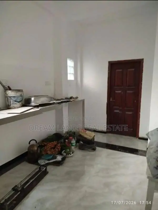 Wadduwa 1st Floor & 2nd For Rent ( R - 832 )