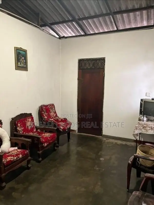 Kadawata Mawaramandiya Stand Alone House for Rent ( R - 833 )