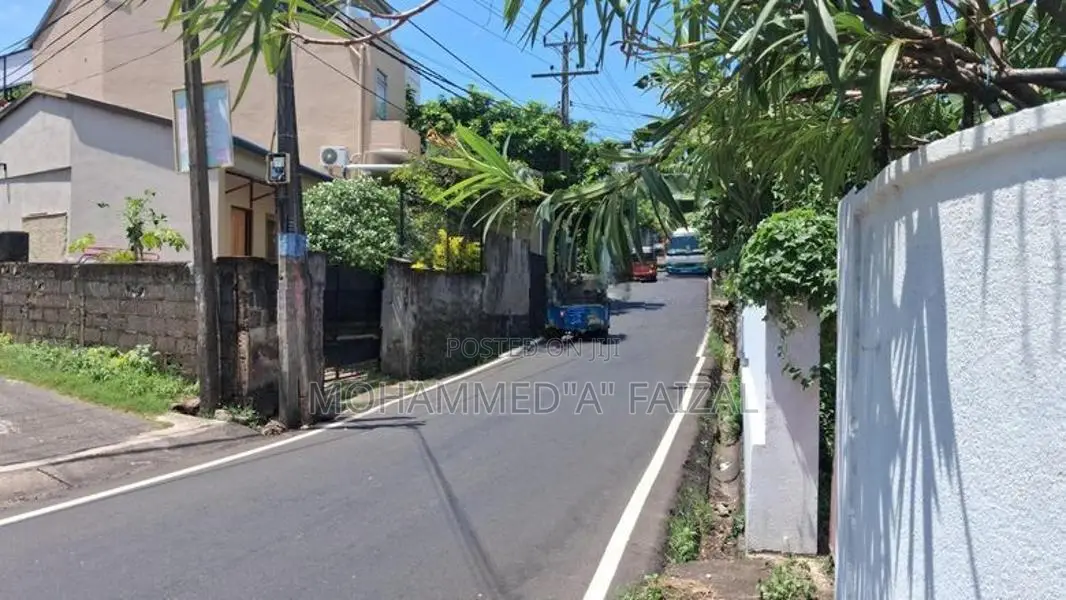 Land For Sale in Peiries Road Kalubowila Dehiwala