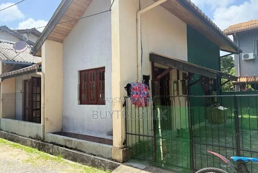 House for sale in Ja ela