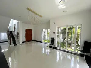 Modern Two-Story Box-Type House for Sale Ja-Ela Lake City