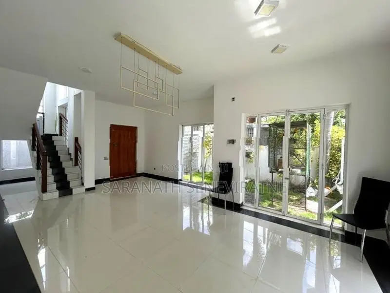 Modern Two-Story Box-Type House for Sale Ja-Ela Lake City