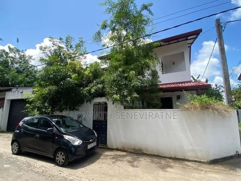 Solid 2 Storied House From Kesbewa Piliyandala