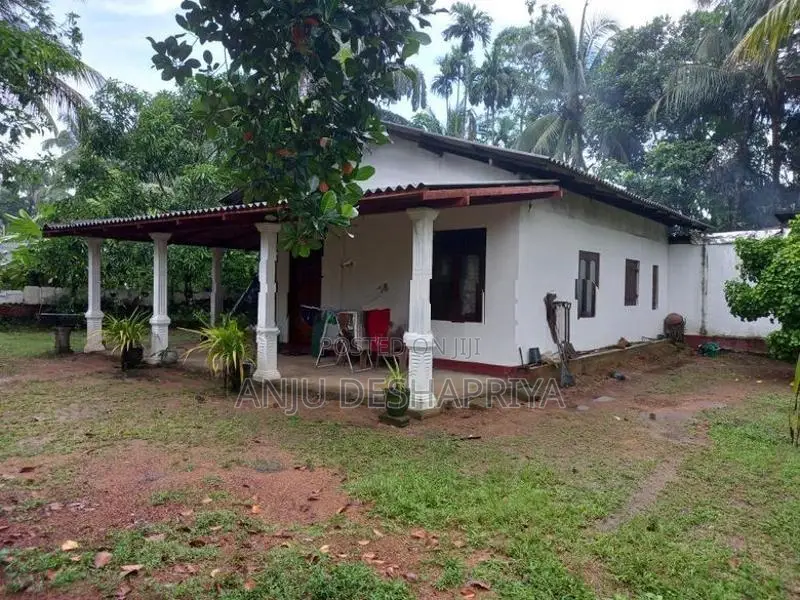 Land for Sale Gurugama Kirindiwela