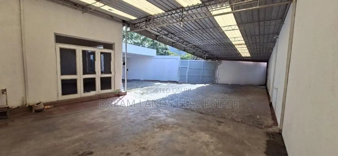 COMMERCIAL BUILDING FOR RENT IN KOTTE (SP1357)