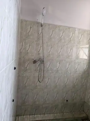 Upper floor for rent Thalawathugoda