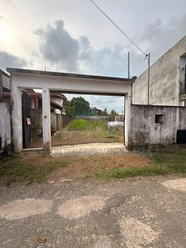 Piliyandala /Madapatha Residential Land For Sale 10.04 Perches