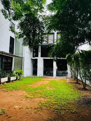 BEAUTIFUL PROPERTY FOR LEASE – LAKE DRIVE