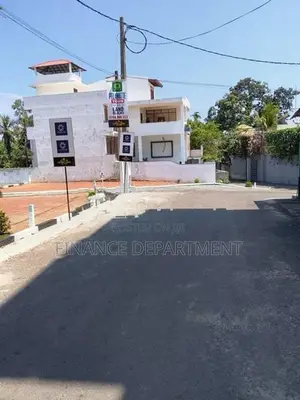 Nugegoda Luxury Land for Sale