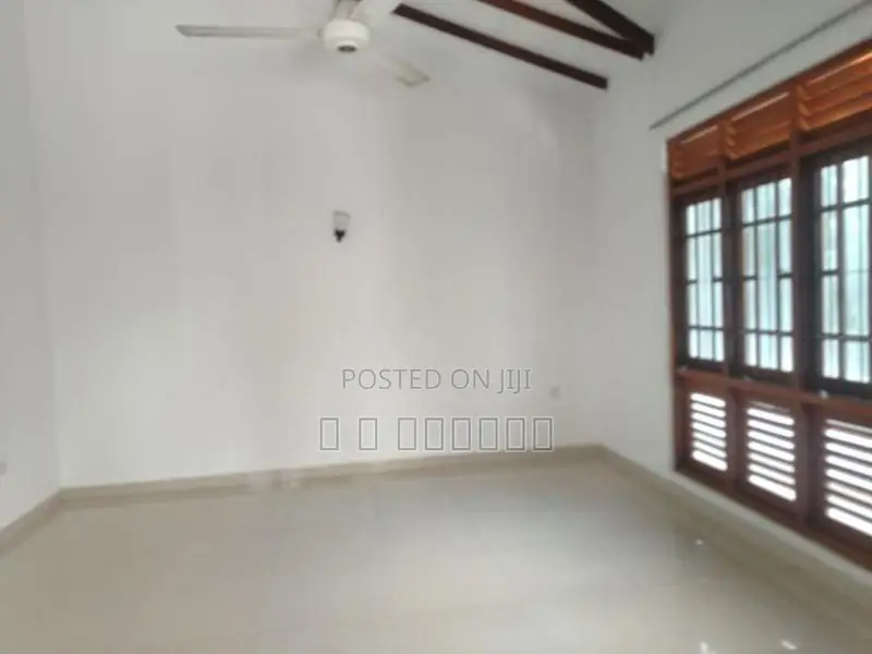 Upstair House for Rent in Bokundara