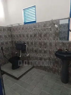 3Bedroom upstair house for rent piliyandala