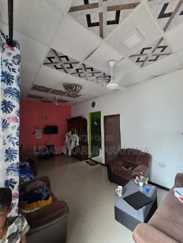HOUSE FOUR SALE BRANDIYAWATHTHA