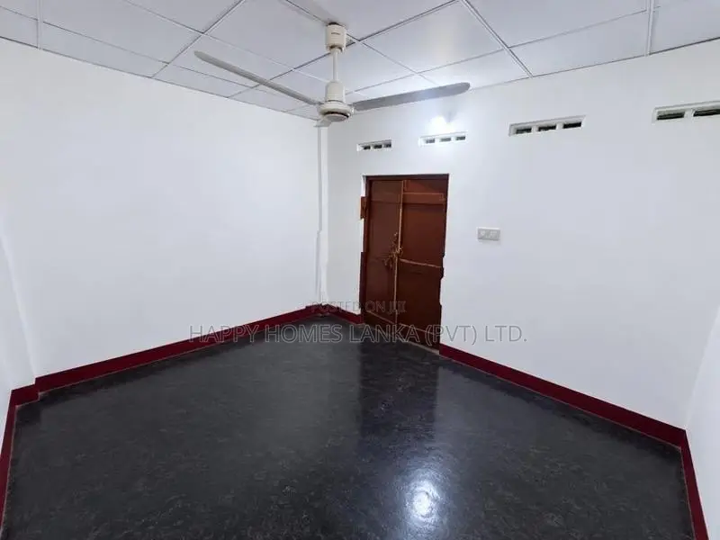 HHL1162 - House for Sale in Kaluwanchikudy