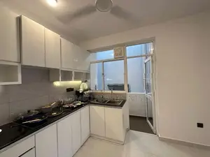 Wellawatte 3-Bedroom Furnished Apartment for Short-Term Rental – CSCR7