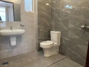 Wellawatte 3-Bedroom Furnished Apartment for Short-Term Rental – CSCR7