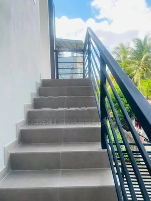 Upper floor for rent batharamulla Koswatte
