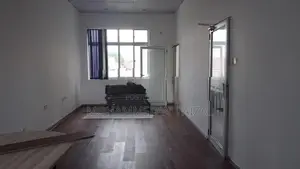 Office Place For Rent in Alfred House Garden Kollupity Colombo.03