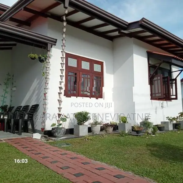 House For Sale in Halbarawa Homagama Mega Park