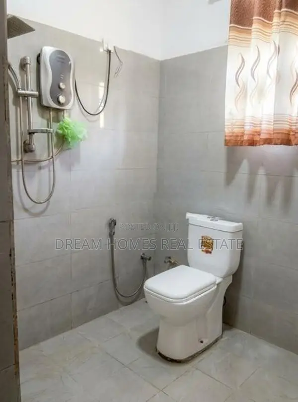 Beautiful 2-Storey House for Sale – Gampaha, Yakkala