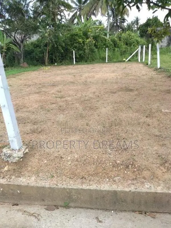Valuable Residential Land for Sale Near to Main Road Meegoda