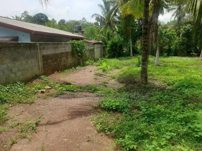 Land for Sale in Ja-Ela