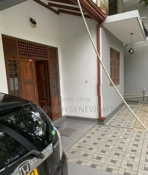 Ground Floor 100% Completed 2 Story House Homagama Meegoda