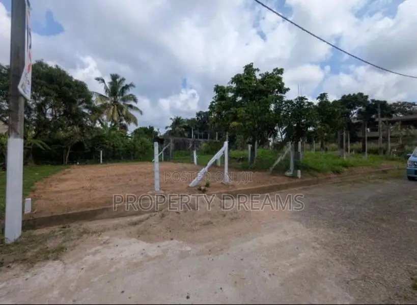 Residential Land for Sale in Meegoda