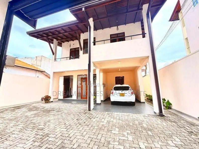 Never-Occupied 4-Bedroom House For Sale In Pagoda, Nugegoda